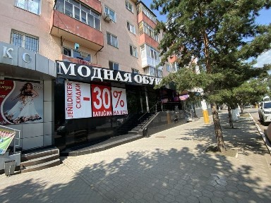 Сдам комерческое помещение в аренду 122 кв м