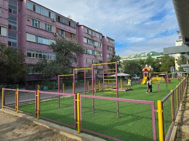4 бөлмелі квартира, 4-этаж, Универсамда