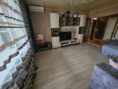 Продам 4х комнатную квартиру.
