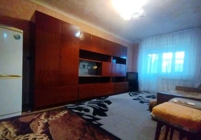 2 комн. Улица Байзак батыра. Район ЖД вокзала