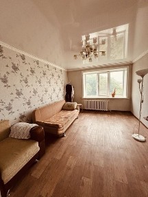 Сдам в 2 комнатной квартире комнату Алтынсарина 339