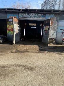 Сдам бокс с подъемникоми