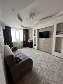 Продам. 2 ком квартиру, 2015 года, имеется кладовка, парковка