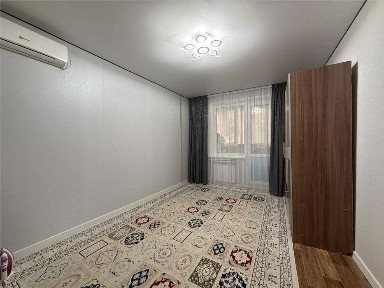 Продам 3-х комнатную квартиру улучшенной планировки на 8 мкр. (5кольцо)