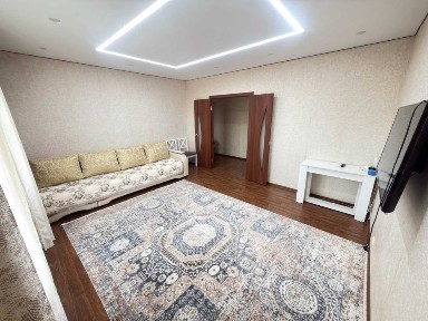 Продается 1 ком. квартира с хорошим ремонтом и с мебелью в ЖК Сапа