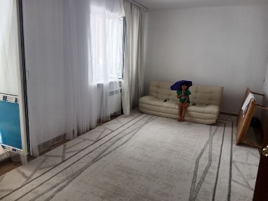 Сдам 3 к. кв 98м²
