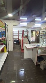 Сдам в аренду помещение под магазин на 7 мкр д 12.