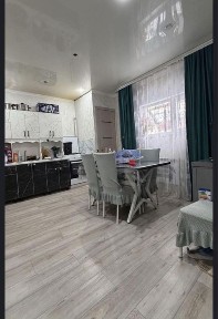 Продается в 3-х квартирном доме 3-х комн. кв