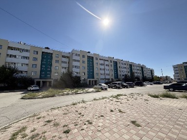 В новостройки продается 2х комнатная по ул. Абая 9/1 на 4 этаже