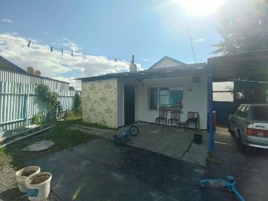 Дом спаренный с земельным участком. Соц. город