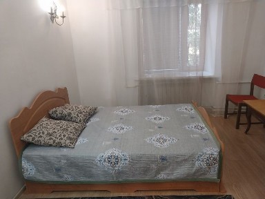 2 ком кв центр 1 этаж