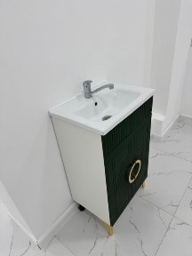 Сдаётся помещение / кабинет под офисный помещение