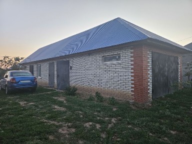 Продаётся частный дом на 10 сотках с. Подстепное, гараж, баня, кухни