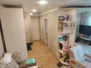 3х ком кварт с ремонтом 61 кв. м, с большой кухней в 13.8 кв, 5/5