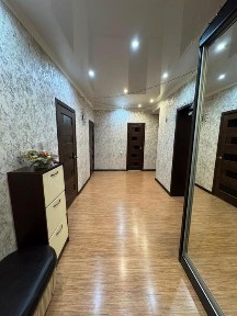 Продам трехкомнатную квартиру район Бытыс