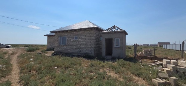 Продается недостроенный дом