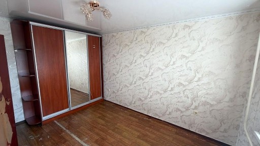 Продам 1-комнатную квартиру 29кв м с мебелю по адресу Шахворостова 173