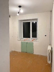 Продам 1 комнатную квартиру в пришахтинске по улице зелинского 24/4