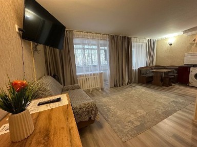 Восточно-Казахстанская область, Усть-Каменогорск, Площадь Республики