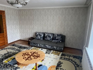 Сдам 4х комнатную квартиру
