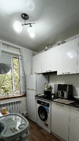 Продаётся однокомнатная квартира в 6-м микрорайоне