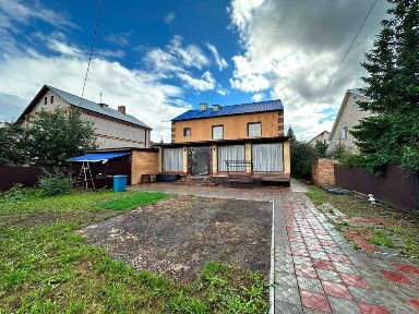 В продаже коттедж Воронина 123/1