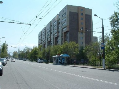 Продаётся 2-х комнатная квартира (84 м. кв. )