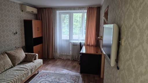 Однокомнатная квартира в Медеуском районе, Абая 21 - Кунаева.