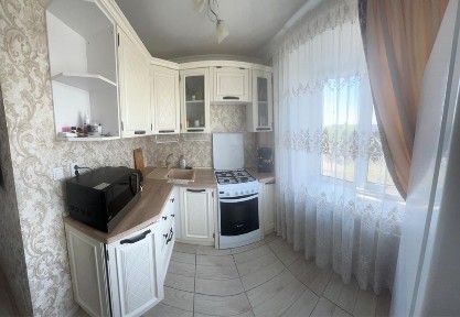 Продам светлую уютную квартиру