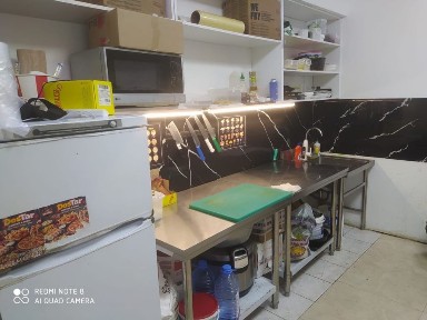 Сдается полностью оборрудованная донерная / шаурма / пиццерия.