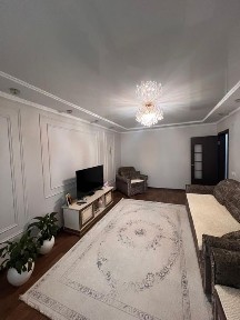 Продается трехкомнатная квартира ул. Абая 59
