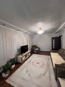 Продается трехкомнатная квартира ул. Абая 59