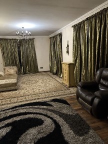 5 болмелы квартира 2 кыз керек 2 болмеге!