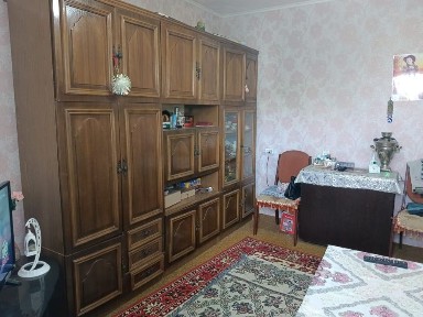 2 х комнатная 19 мкрн напротив Акимата