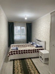 Помесячно сдается двухкомнатная квартира