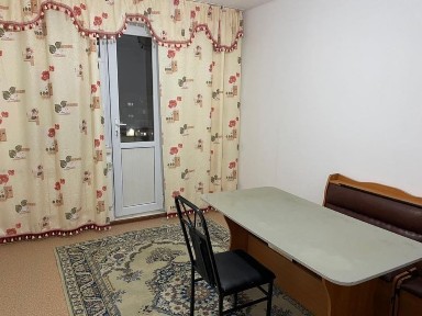 Сдается 3 комнатная квартира на долгий срок