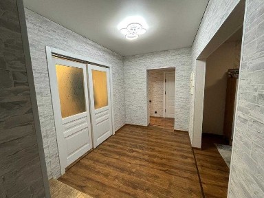 Продам 4 ком. МЖК, 5/5 этаж (кап ремонт) 20 млн. есть торг