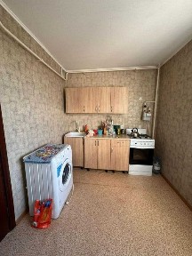 Продам 1 ком квартиру в новосторойке на 2 этаже в районе Береке!