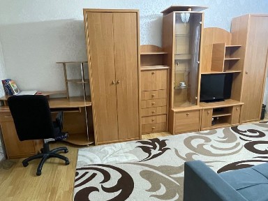 Сдам однокомнатную квартиру на длительный срок.