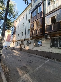 2х комн кв+гараж 1эт, Толеби 56, центр