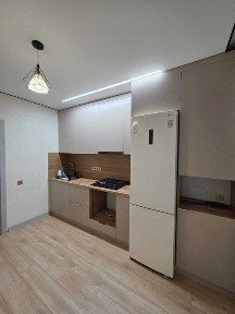 3 ком. кв. 60 кв. м Габдуллина 4/1