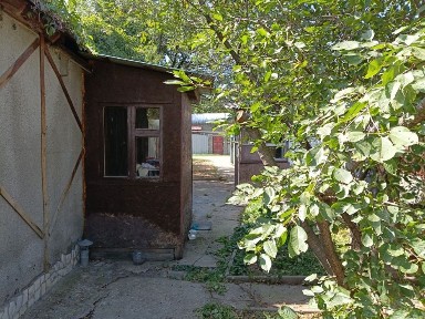 Турксибский район. Рыскулова-Потанина. 2 дома на одном участке, 3 сот.