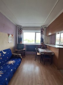 Продам 2 ком квартиру район вокзала.