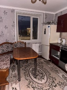 Продам 2-ух комнатную квартиру улучшенной планировки.