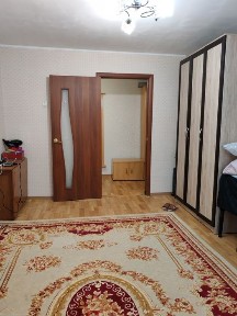 Продам 2 к. Кв. На 12 микрорайоне.