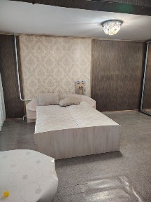 Задаются 1 ком квартира 130000