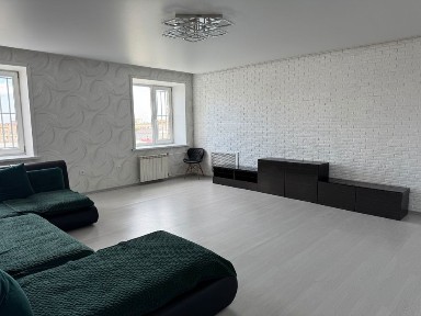 Срочно продам классную 2-ком квартиру в районе университета