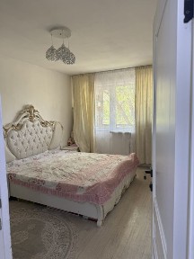 Срочно Продаеться 2 ком квартира
