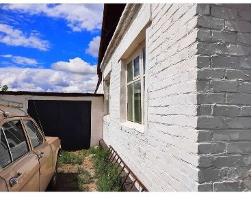 Продам 3-комнатную квартиру с земельным участком
