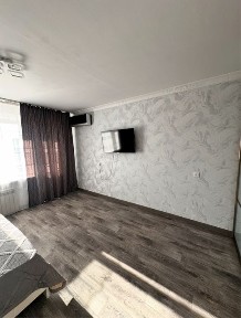 За Цумом сдам однушку посуточно Люкс